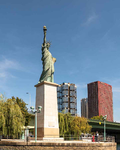 巴黎天鵝座自由女神像的發現